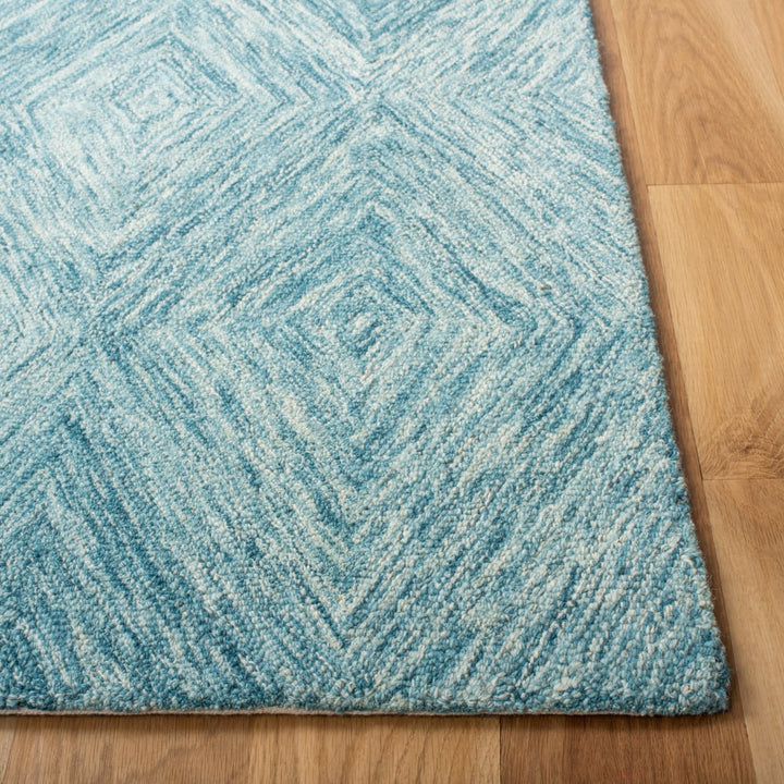 SAFAVIEH Metro Collection MET105J Handmade Light Blue Rug Image 7