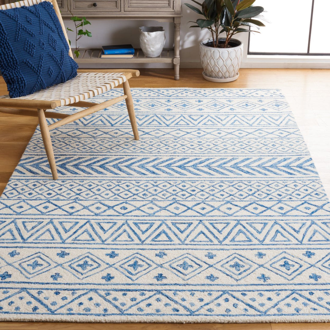 SAFAVIEH Metro MET353M Handmade Ivory / Blue Rug Image 1