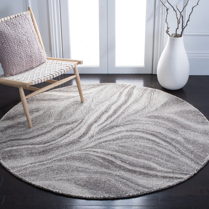 SAFAVIEH Metro MET505H Handmade Ivory / Dark Grey Rug Image 2