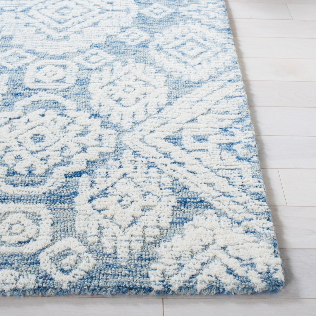 SAFAVIEH Metro MET987M Handmade Blue / Ivory Rug Image 10