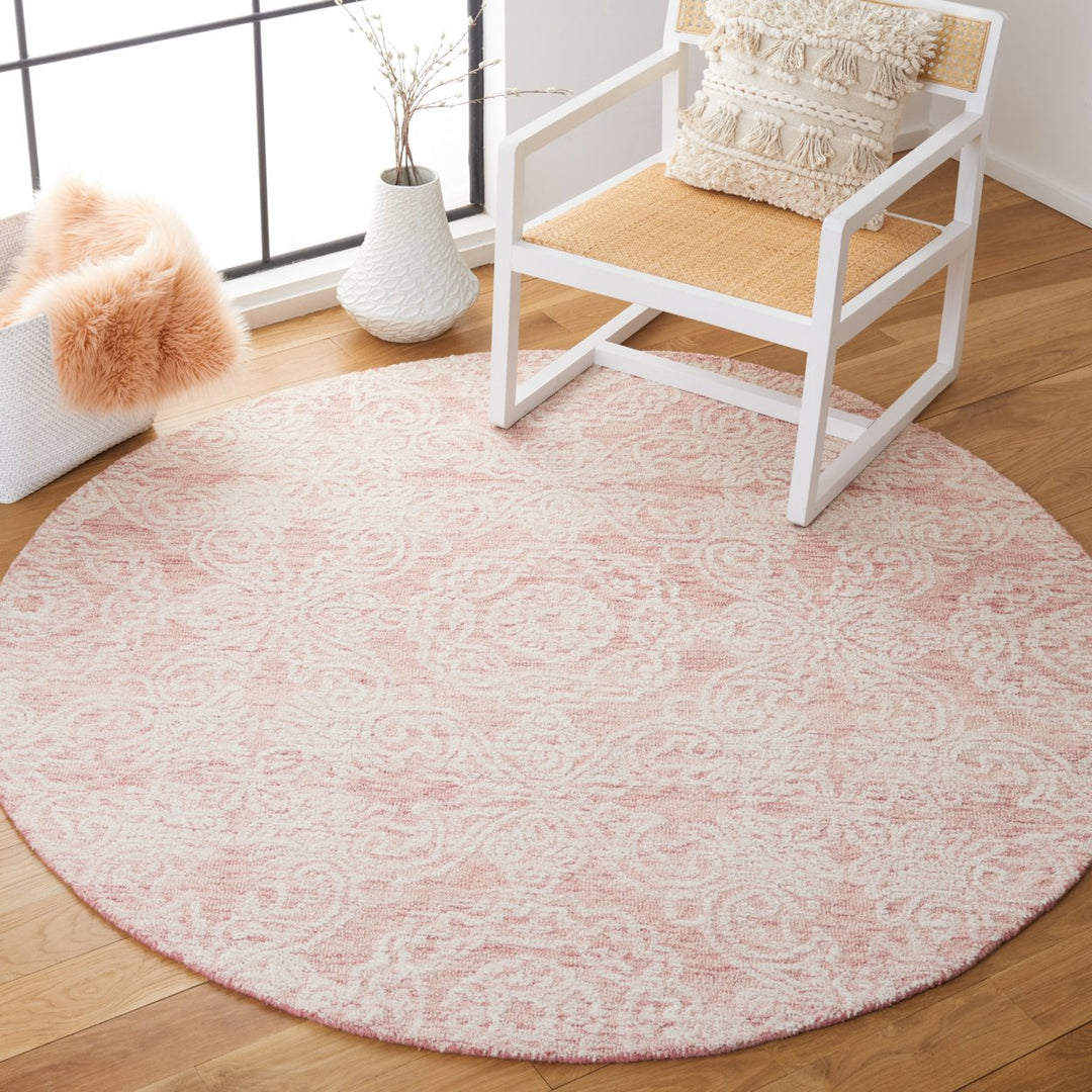 SAFAVIEH Metro MET997U Handmade Dark Pink / Ivory Rug Image 8