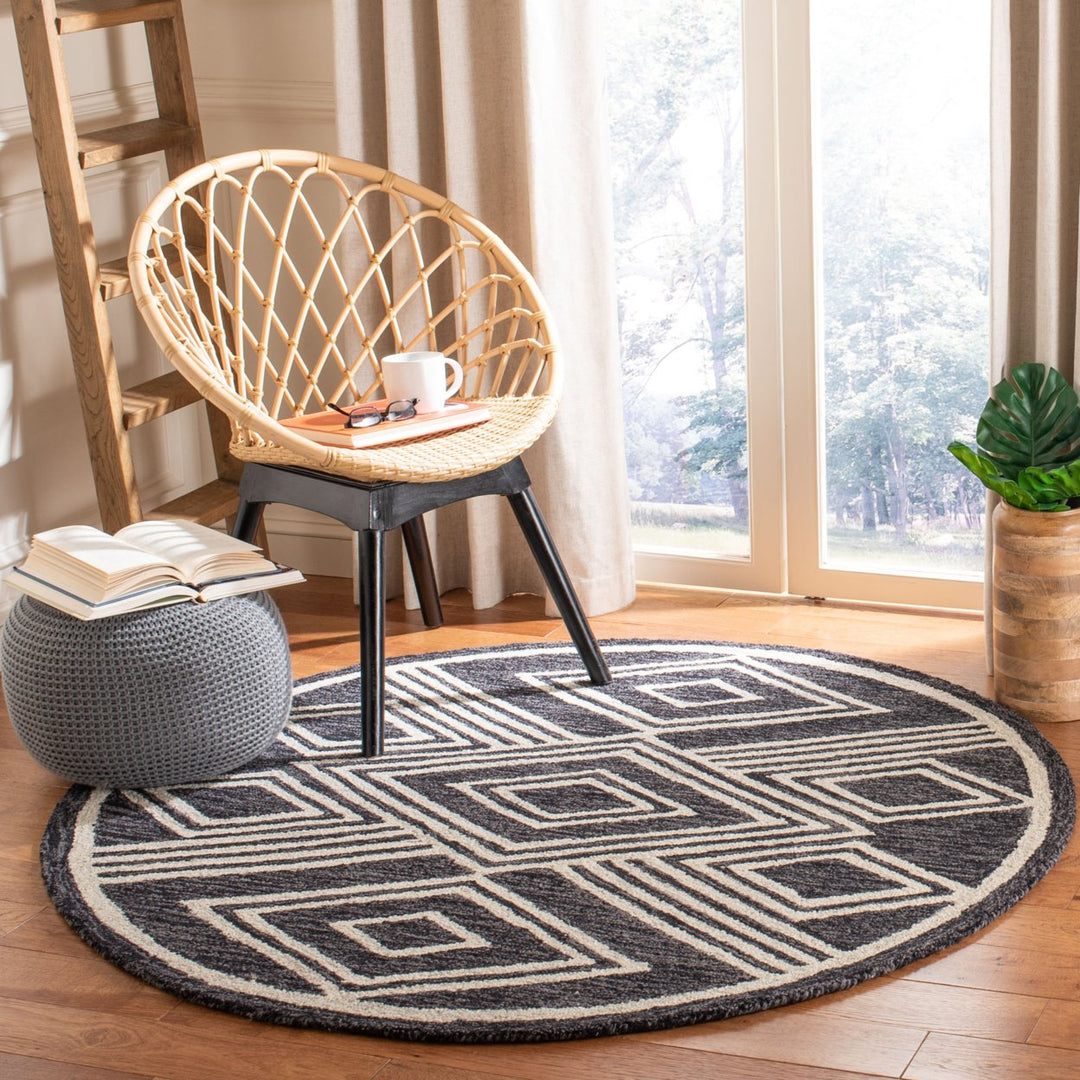 SAFAVIEH Micro-Loop MLP156H Charcoal / Ivory Rug Image 2