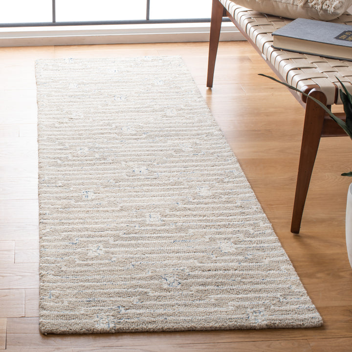 SAFAVIEH Micro-Loop MLP178F Light Grey / Ivory Rug Image 3