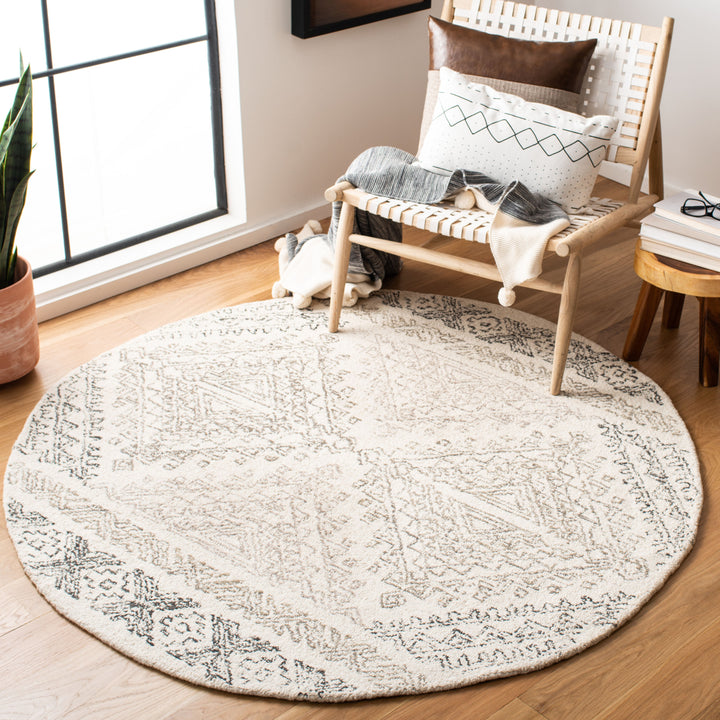 SAFAVIEH Micro-Loop MLP206B Ivory / Light Brown Rug Image 8