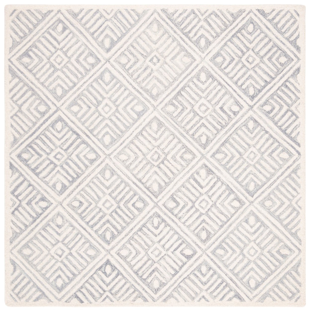 SAFAVIEH Micro-Loop MLP262F Handmade Grey / Ivory Rug Image 1