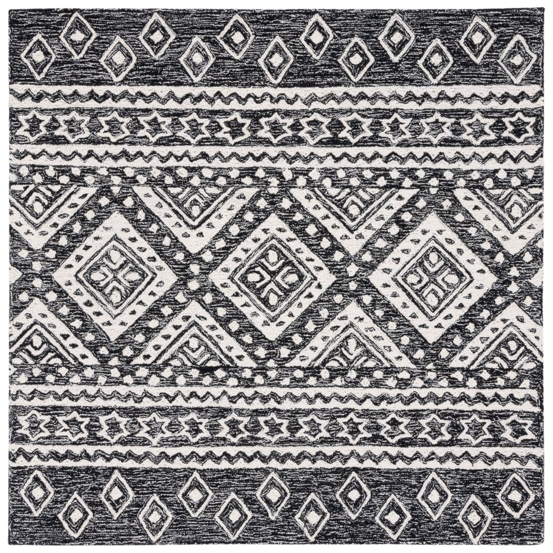 SAFAVIEH Micro-Loop MLP501Z Handmade Black / Ivory Rug Image 1