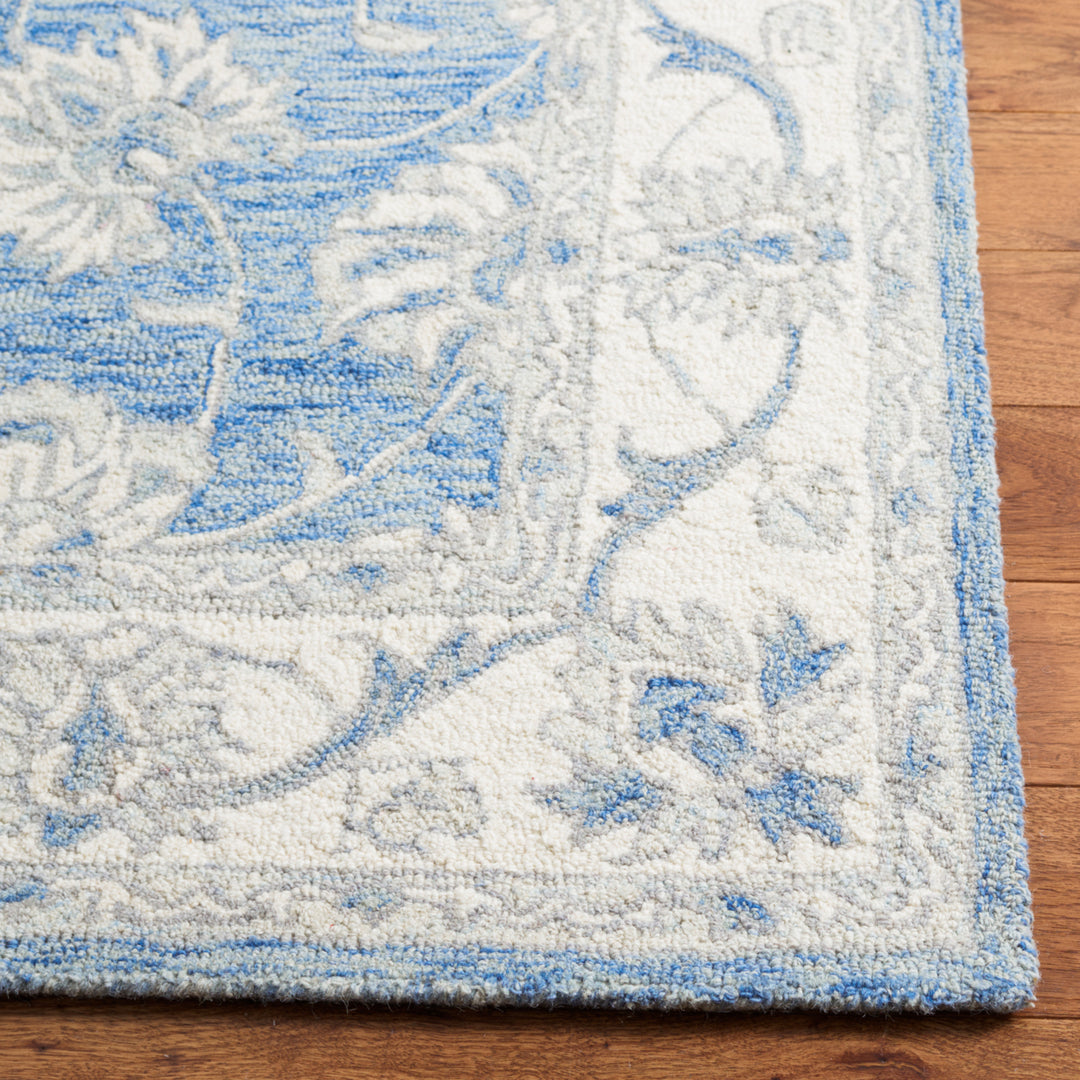 SAFAVIEH Micro-Loop MLP536M Handmade Blue / Ivory Rug Image 10