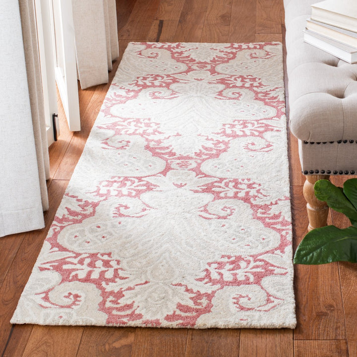 SAFAVIEH Micro-Loop MLP539U Handmade Pink / Beige Rug Image 9