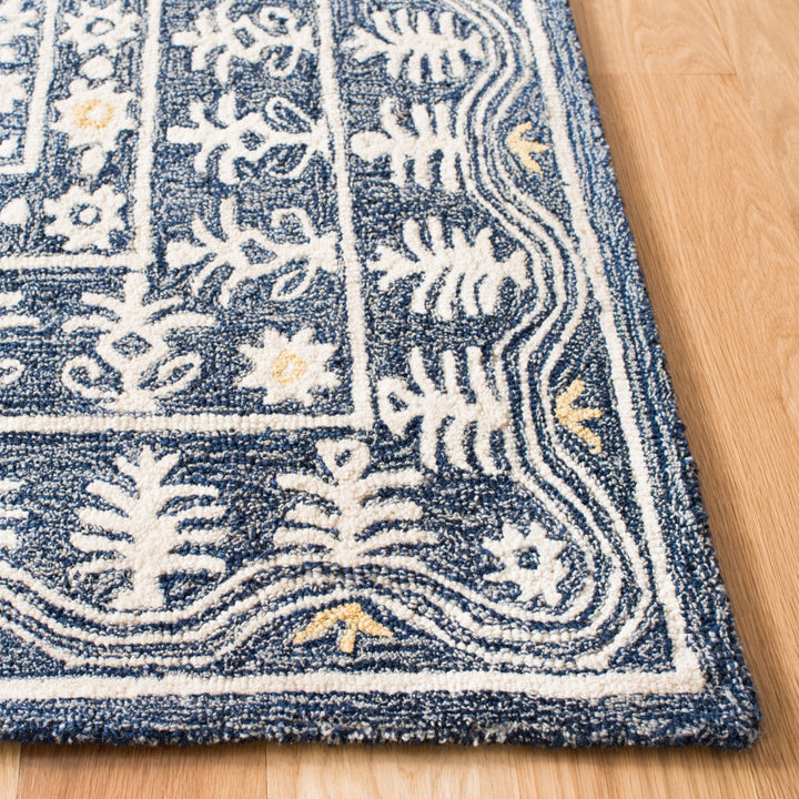 SAFAVIEH Micro-Loop MLP619M Handmade Blue / Ivory Rug Image 4