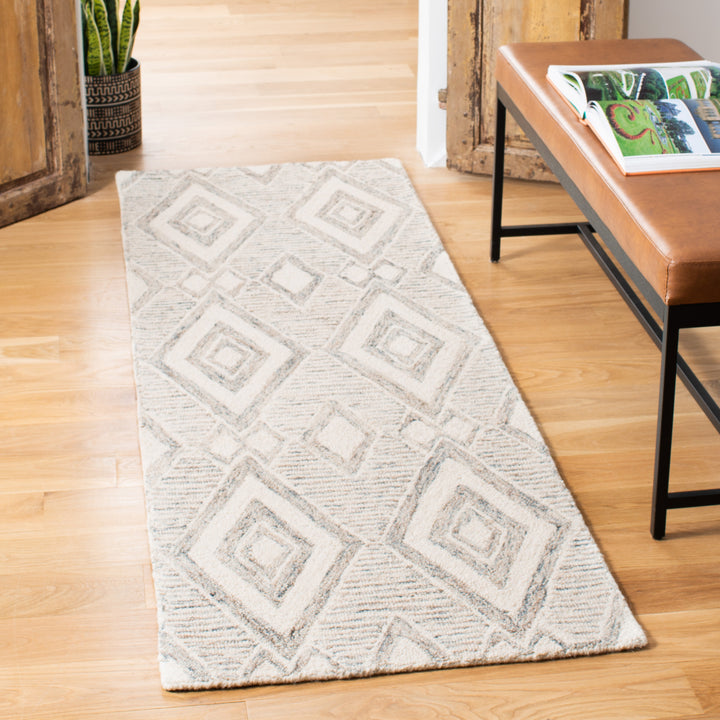 SAFAVIEH Micro-Loop Collection MLP651W Handmade Sage Rug Image 2