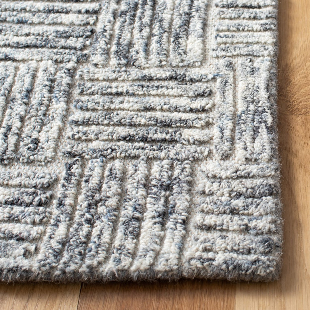 SAFAVIEH Micro-Loop Collection MLP976F Handmade Grey Rug Image 7