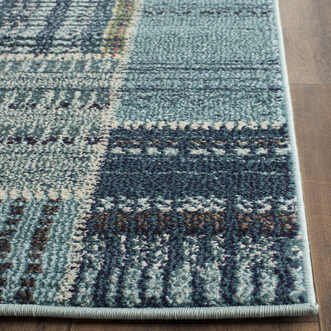 SAFAVIEH Monaco Collection MNC215F Multi Rug Image 4