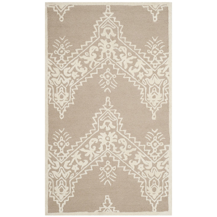 SAFAVIEH Manchester MNH523B Beige / Ivory Rug Image 2