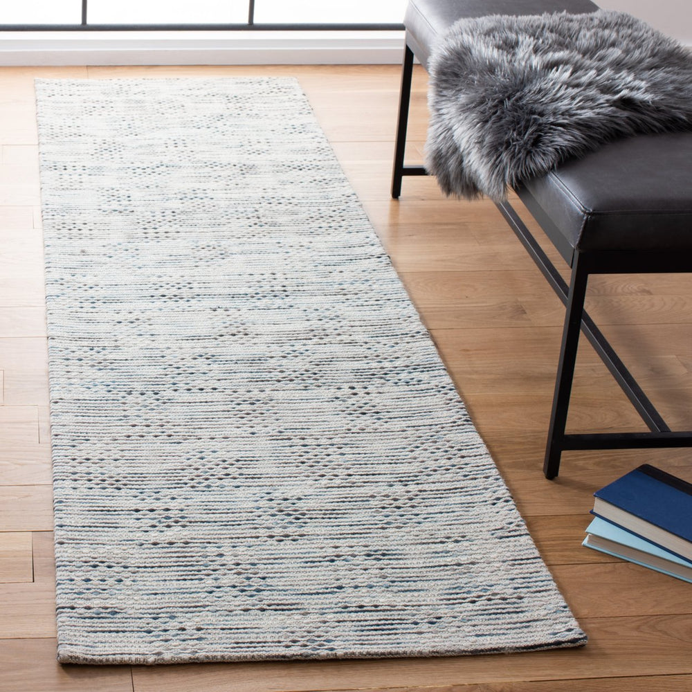 SAFAVIEH Marbella MRB157L Handwoven Denim / Beige Rug Image 2