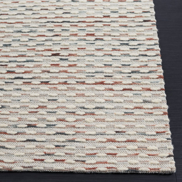 SAFAVIEH Marbella MRB158P Handwoven Beige / Rust Rug Image 4