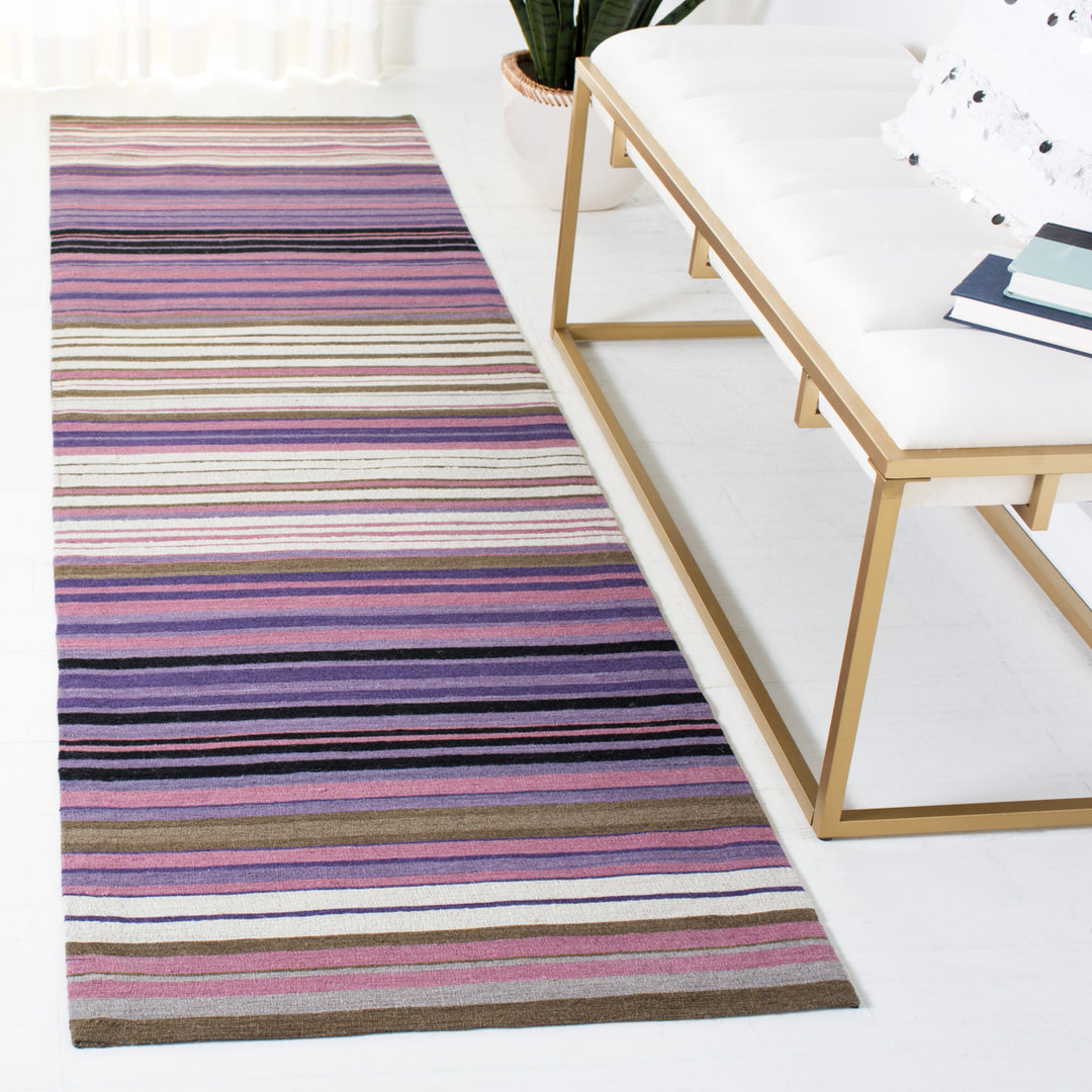 SAFAVIEH Marbella MRB279A Handmade White / Lilac Rug Image 2