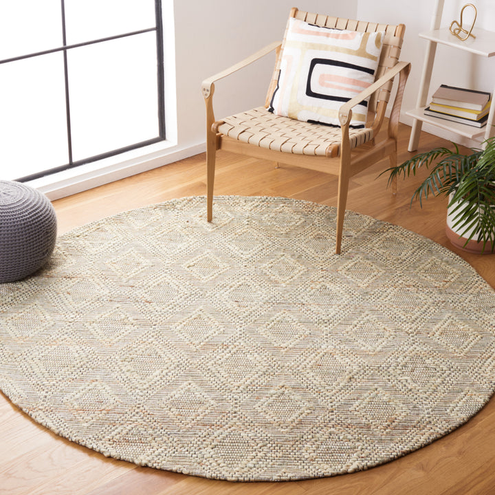 SAFAVIEH Marbella MRB307F Handwoven Grey / Sage Rug Image 2