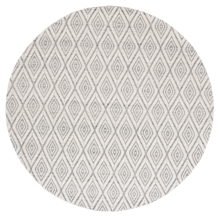 SAFAVIEH Marbella MRB308F Handwoven Grey / Ivory Rug Image 4