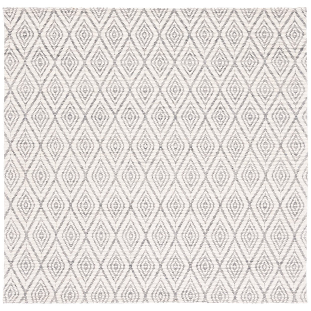 SAFAVIEH Marbella MRB308F Handwoven Grey / Ivory Rug Image 1