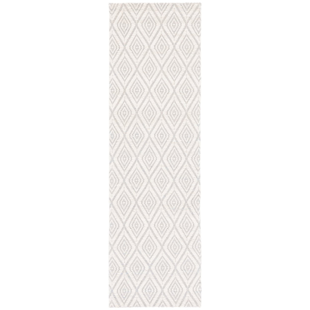 SAFAVIEH Marbella MRB308L Light Blue / Ivory Rug Image 1