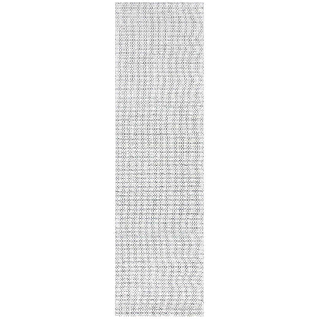 SAFAVIEH Marbella MRB392F Light Grey / Ivory Rug Image 1