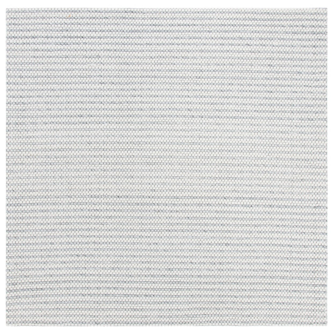 SAFAVIEH Marbella MRB392F Light Grey / Ivory Rug Image 1