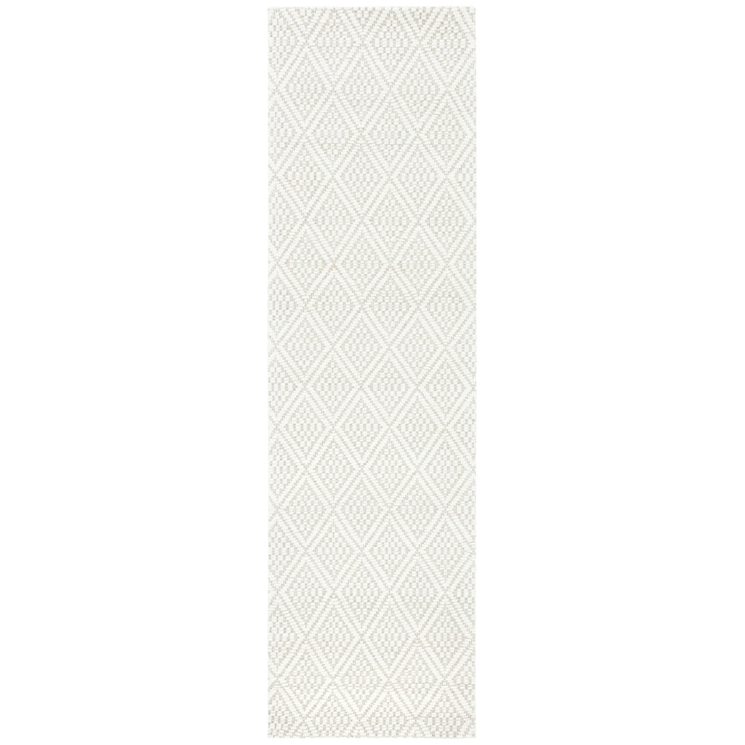 SAFAVIEH Marbella Collection MRB394A Handwoven Ivory Rug Image 5