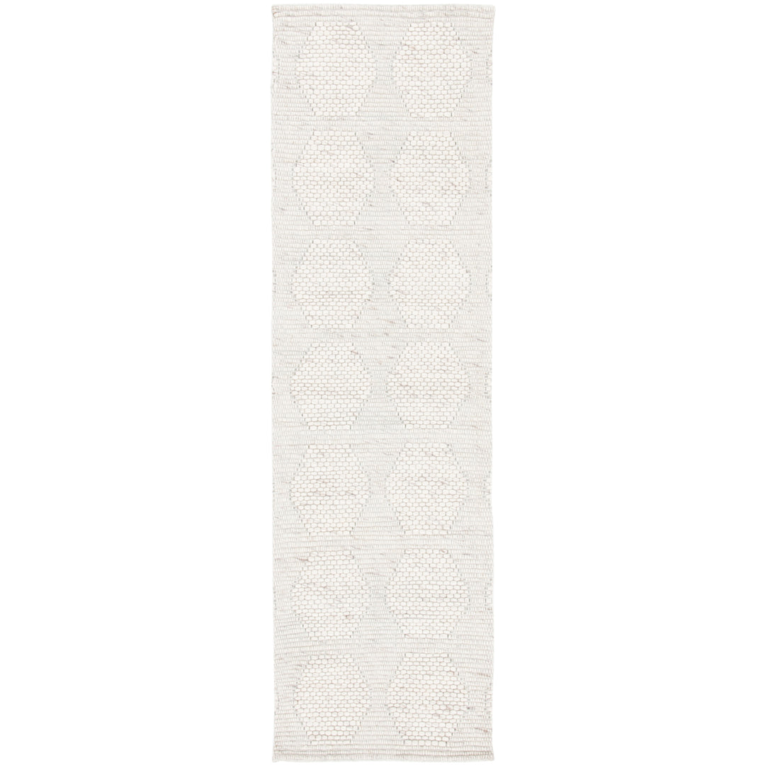 SAFAVIEH Marbella Collection MRB523B Handmade Beige Rug Image 3