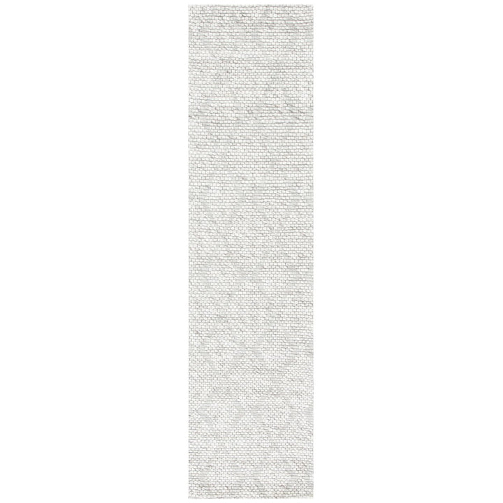 SAFAVIEH Marbella Collection MRB551B Beige Rug Image 1