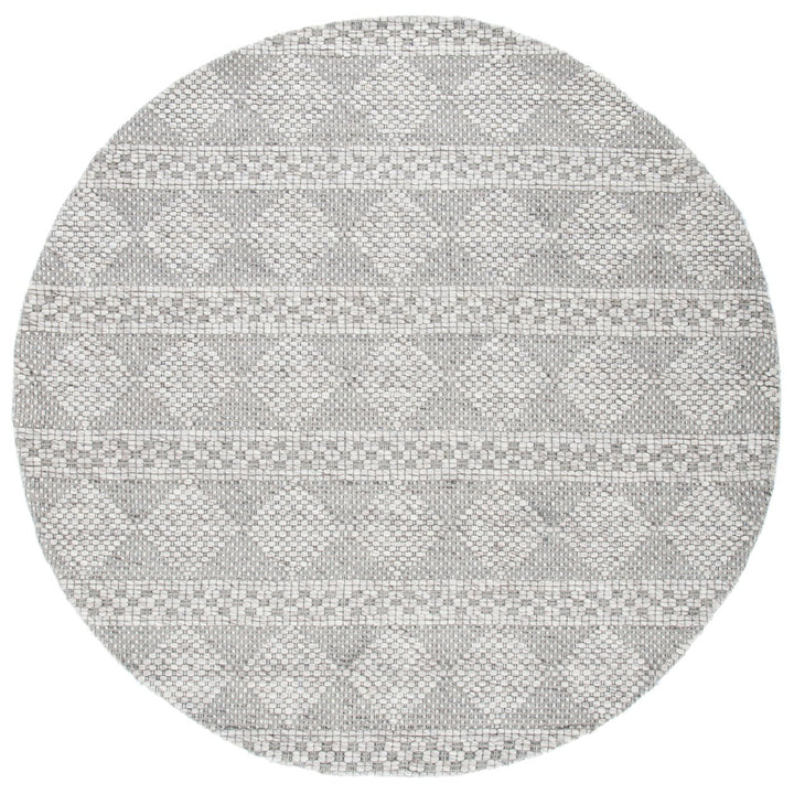 SAFAVIEH Marbella Collection MRB552B Beige / Grey Rug Image 1