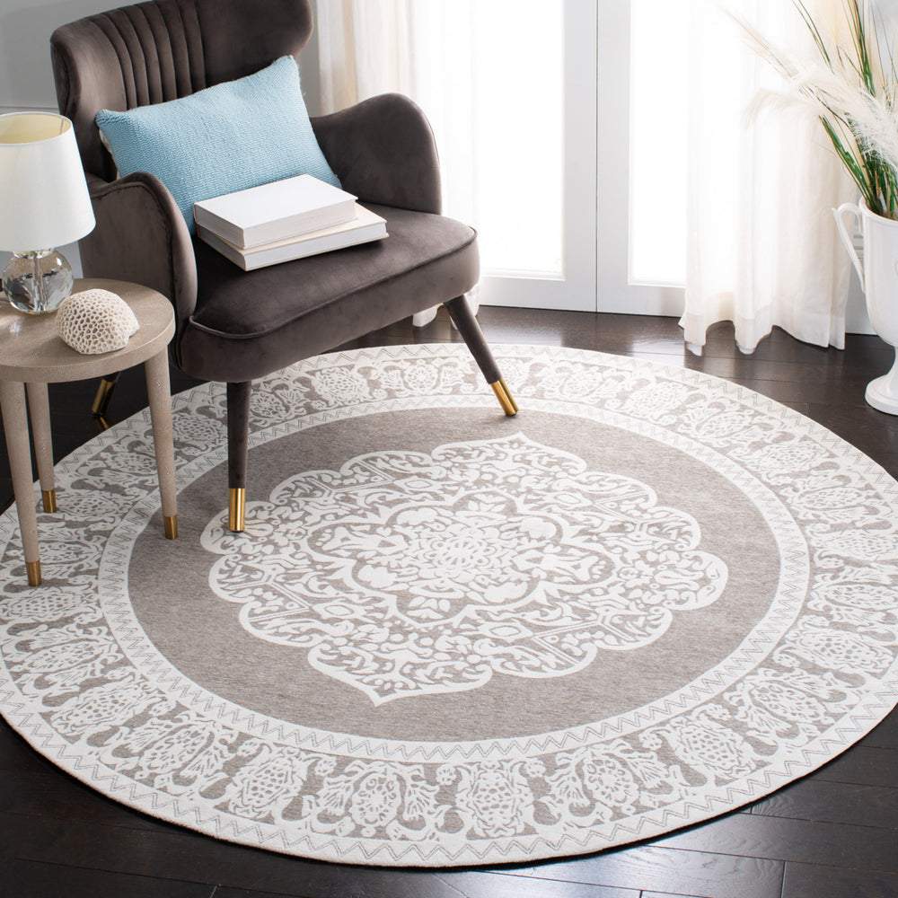 SAFAVIEH Marbella MRB615A Handmade Light Grey /Ivory Rug Image 2