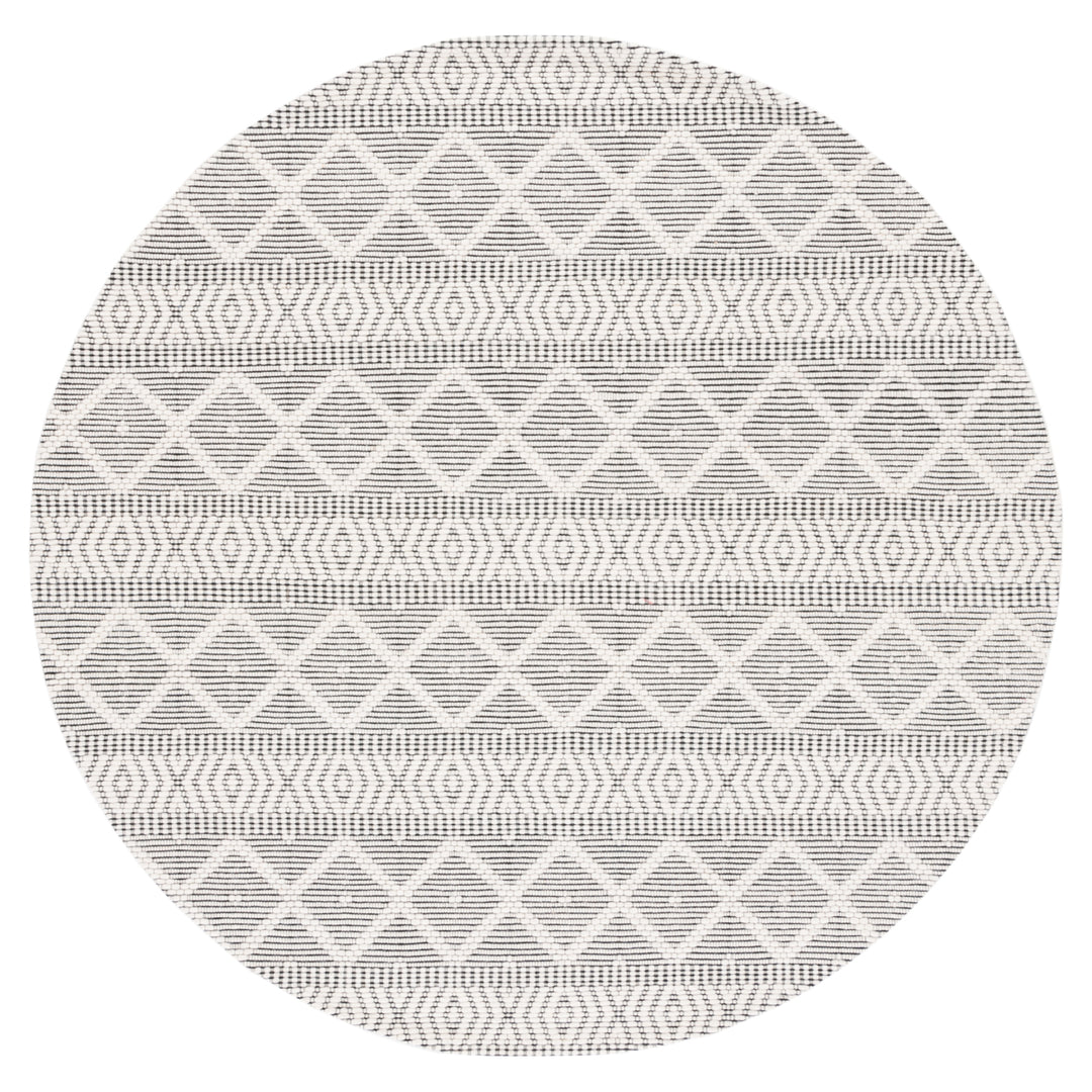 SAFAVIEH Marbella MRB751A Handwoven Ivory / Black Rug Image 4