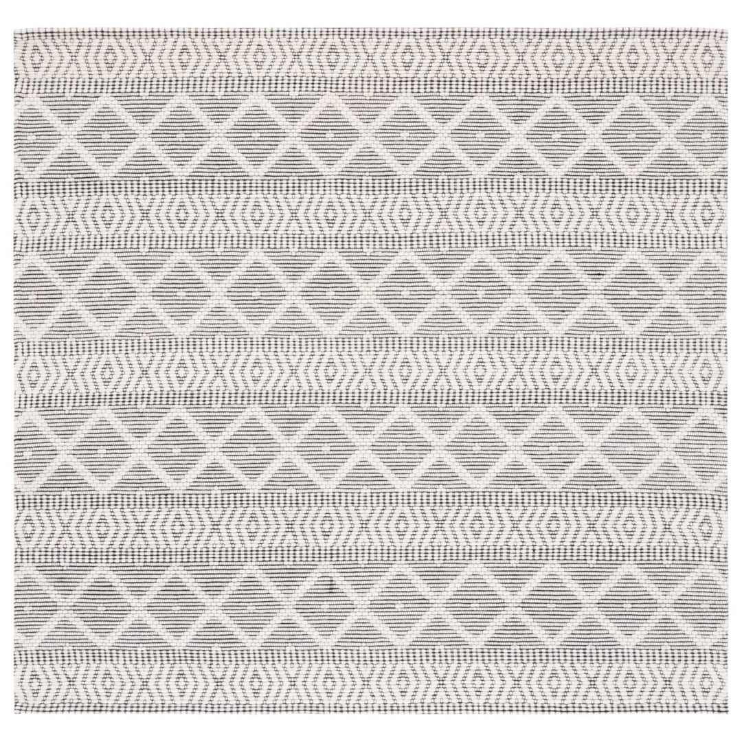 SAFAVIEH Marbella MRB751A Handwoven Ivory / Black Rug Image 6