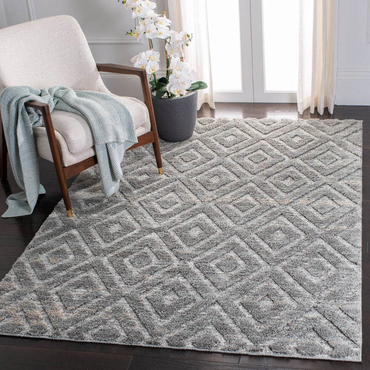 SAFAVIEH Martha Stewart Shag MSR0782H Dark Grey/ Lt Grey Rug Image 1