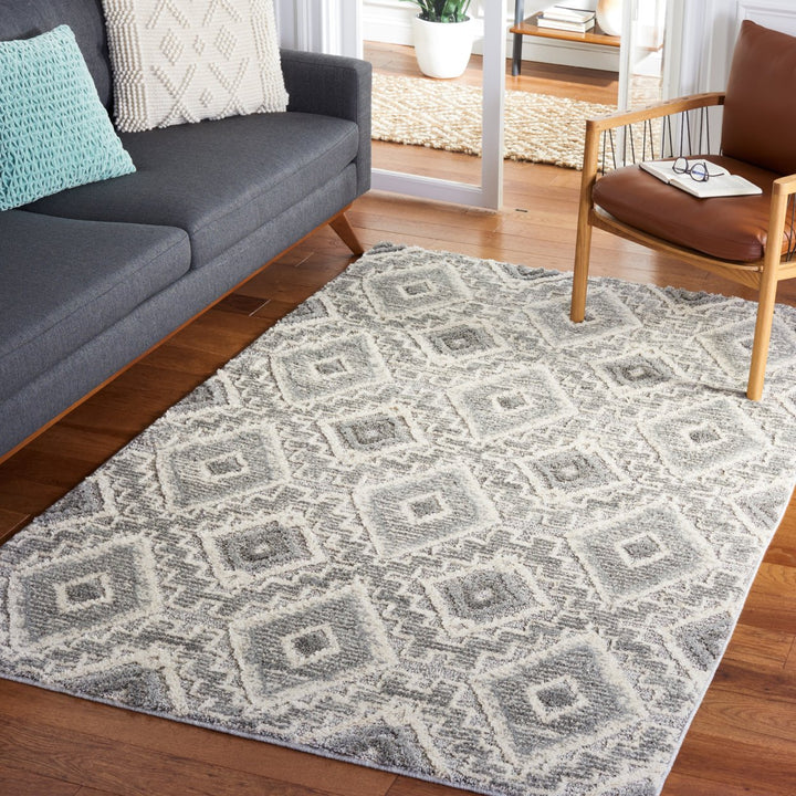 SAFAVIEH Martha Stewart Shag MSR0781H Dark Grey/ Lt Grey Rug Image 1