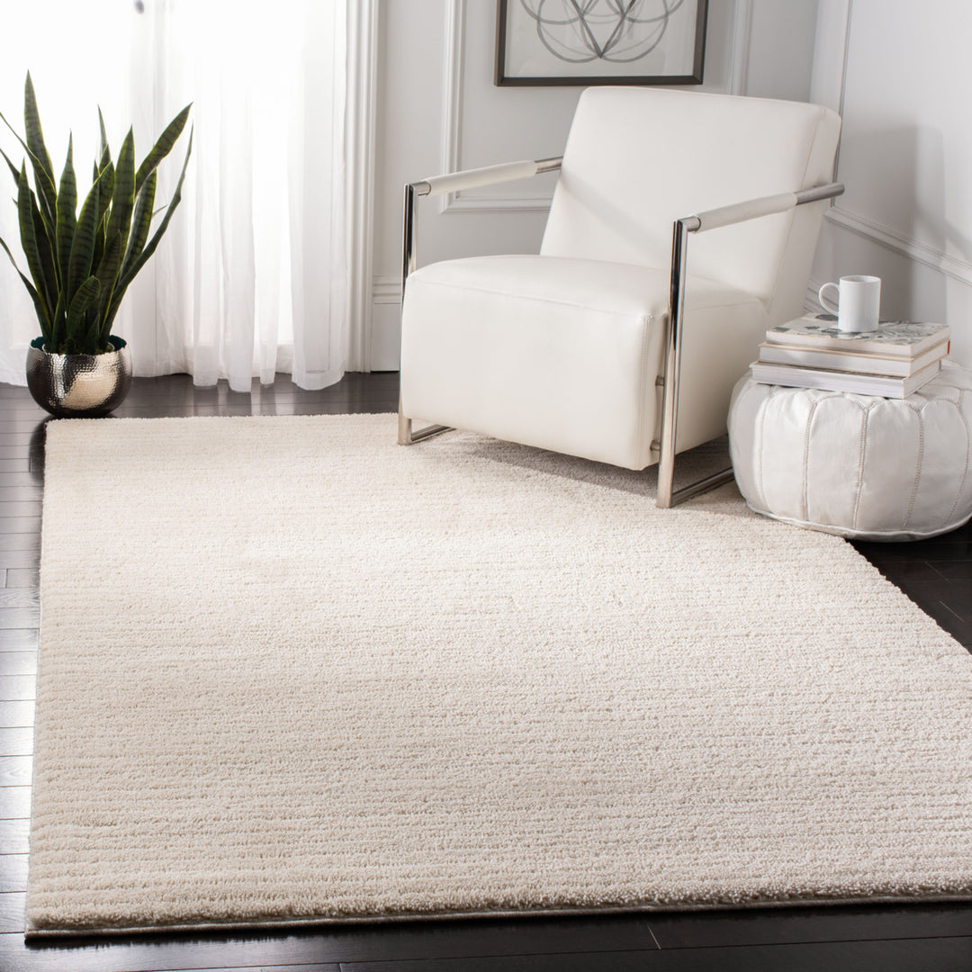 SAFAVIEH Martha Stewart Lucia Shag MSR0787C Ivory Rug Image 1