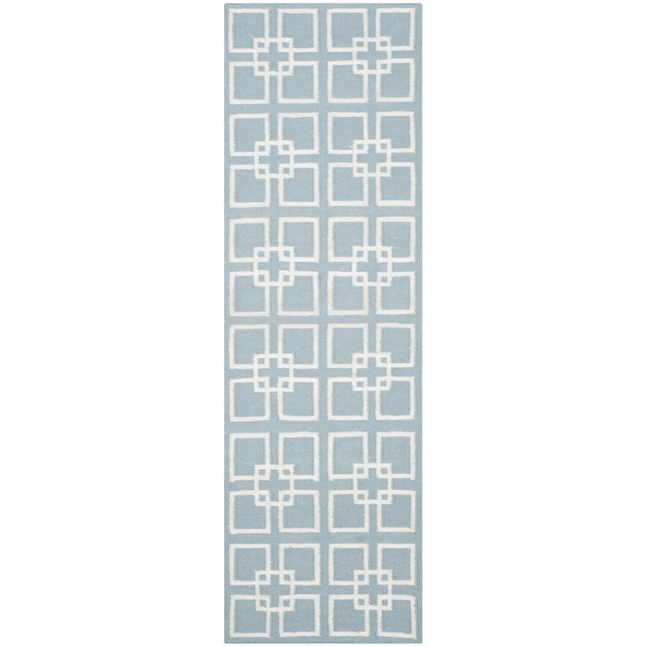 SAFAVIEH Martha Stewart MSR1151B Geyser Blue Rug Image 3