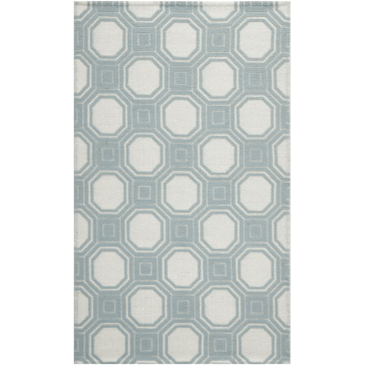 SAFAVIEH Martha Stewart MSR2554B Ivory / Light Blue Rug Image 4