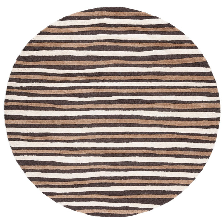 SAFAVIEH Martha Stewart MSR3619B Tilled Soil Brown Rug Image 3