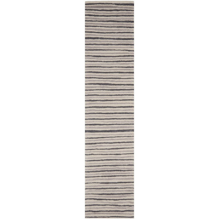 SAFAVIEH Martha Stewart MSR3619C Wampum Purple Rug Image 4