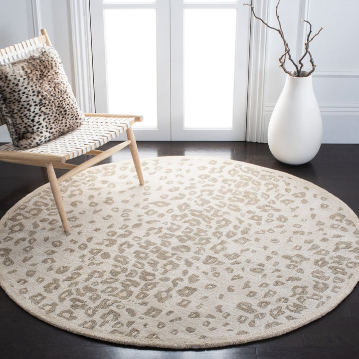 SAFAVIEH Martha Stewart MSR3621D Sharkey Gray Rug Image 2