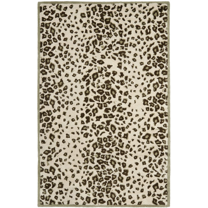 SAFAVIEH Martha Stewart MSR3621A Grassland Green Rug Image 1