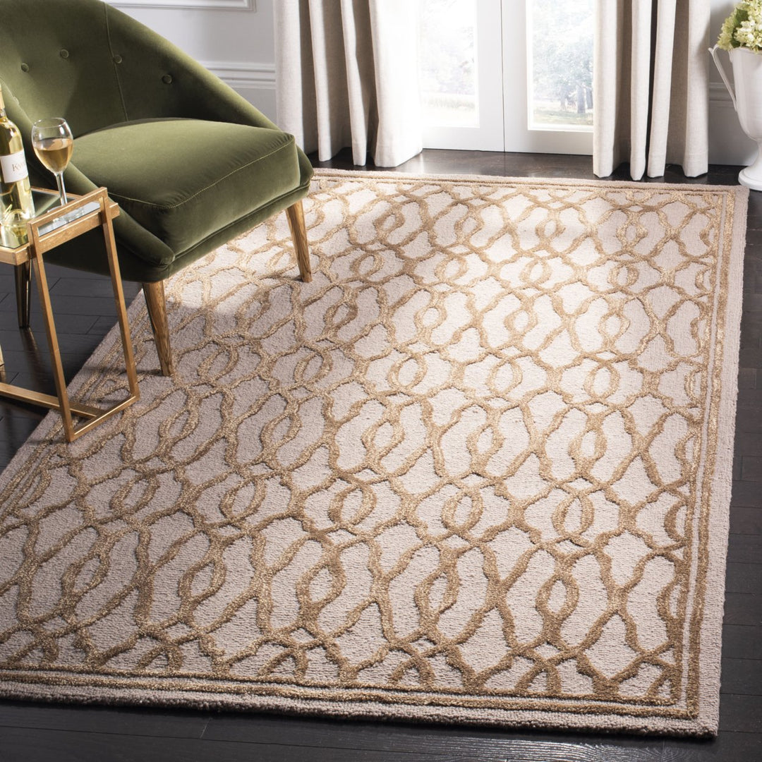 SAFAVIEH Martha Stewart MSR3822A Brown / Bronze Rug Image 1