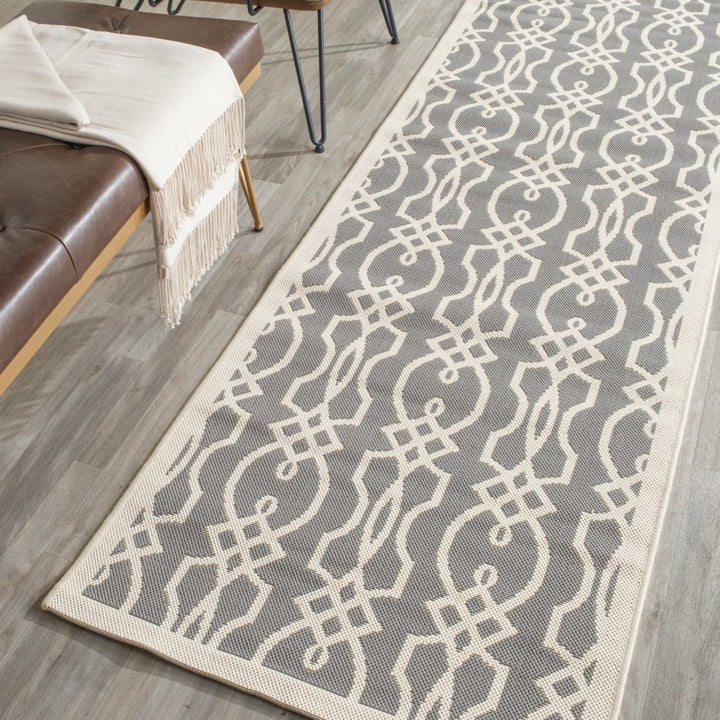 SAFAVIEH Martha Stewart Collection MSR4220-246 Cement Rug Image 3