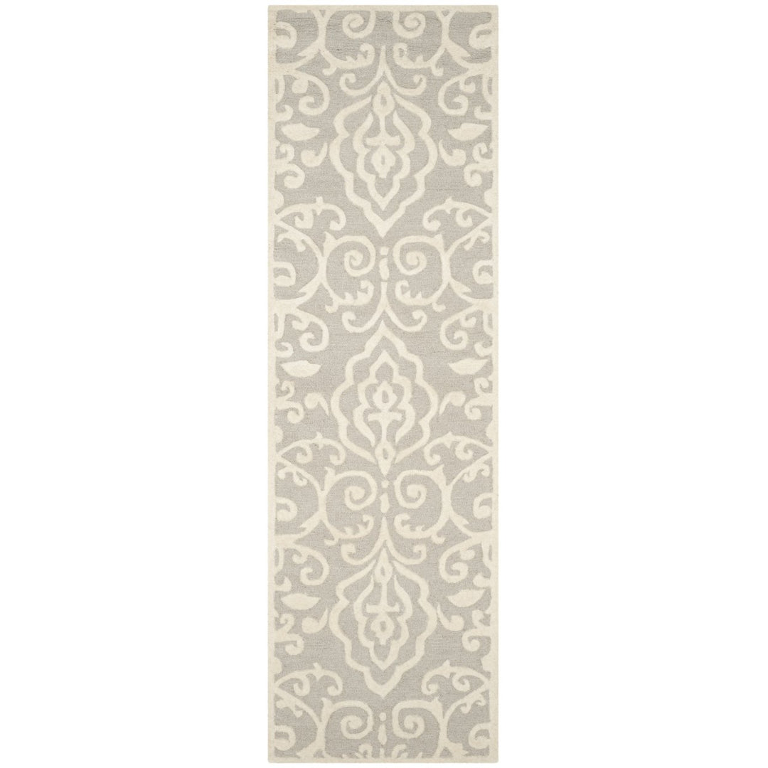 SAFAVIEH Martha Stewart MSR4324A Whetstone Grey Rug Image 3