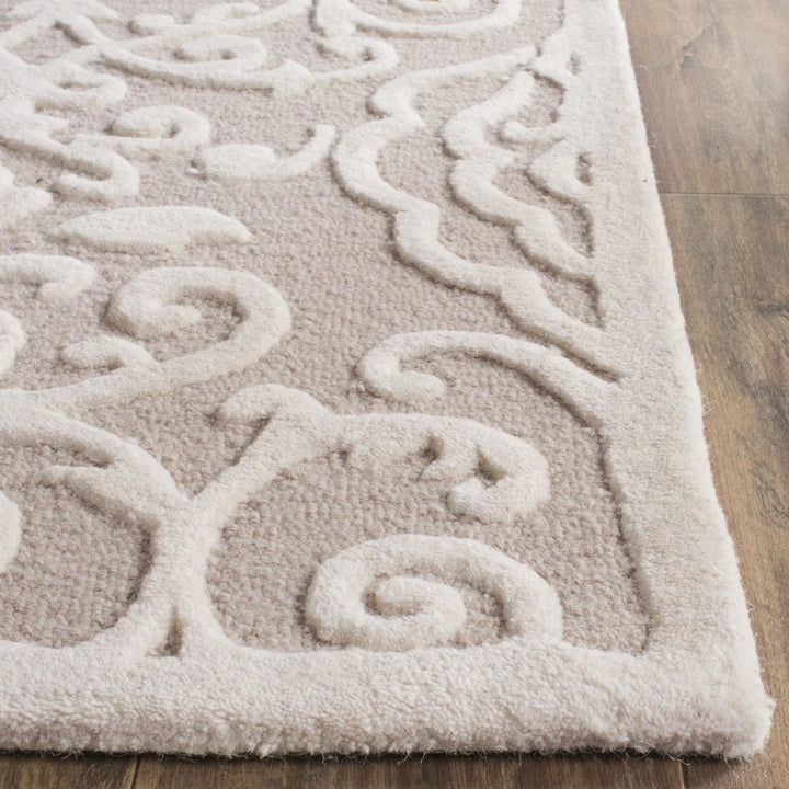 SAFAVIEH Martha Stewart MSR4324B Handmade Fledgling Rug Image 4