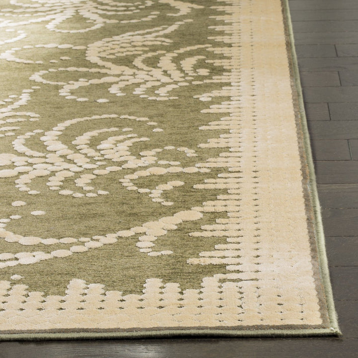 SAFAVIEH Martha Stewart MSR4449A Green / Ivory Rug Image 2