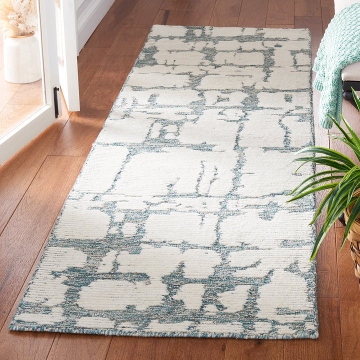 SAFAVIEH Martha Stewart MSR4533J Teal / Ivory Rug Image 2