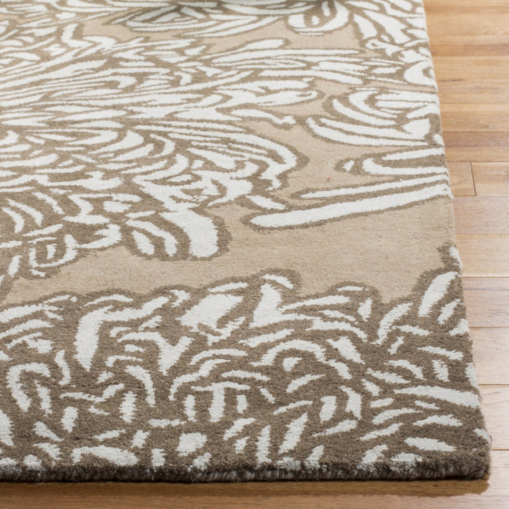 SAFAVIEH Martha Stewart MSR4542G Driftwood / Grey Rug Image 5