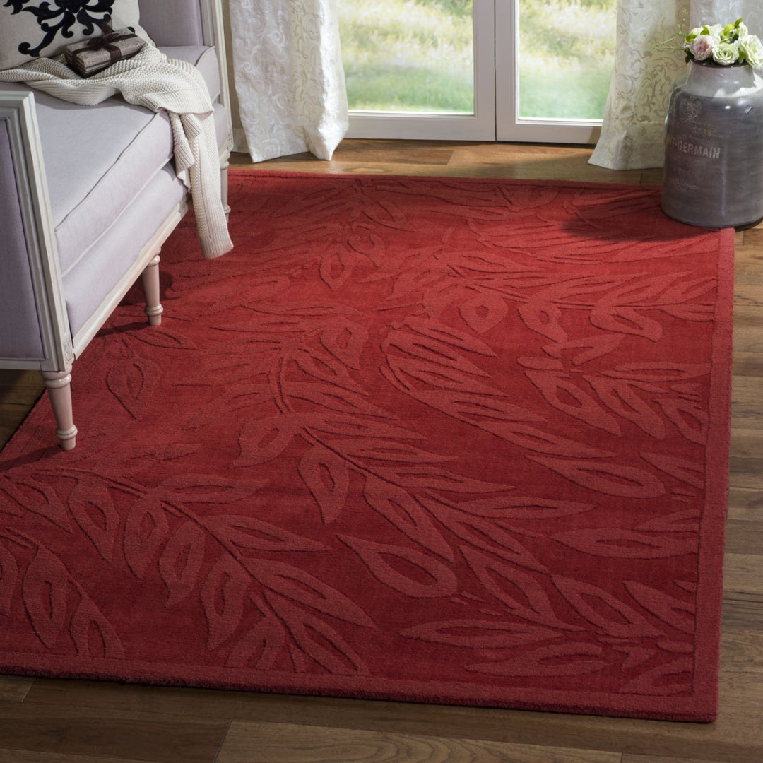 SAFAVIEH Martha Stewart MSR4621B Handmade Vermillion Rug Image 1